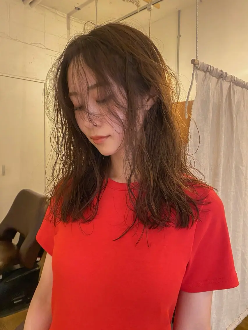 ミディアム カラー ヘアアレンジ カット ヘアカラー トリートメント 🎀韓国レイヤー 🎀白石菜々のヘアスタイル