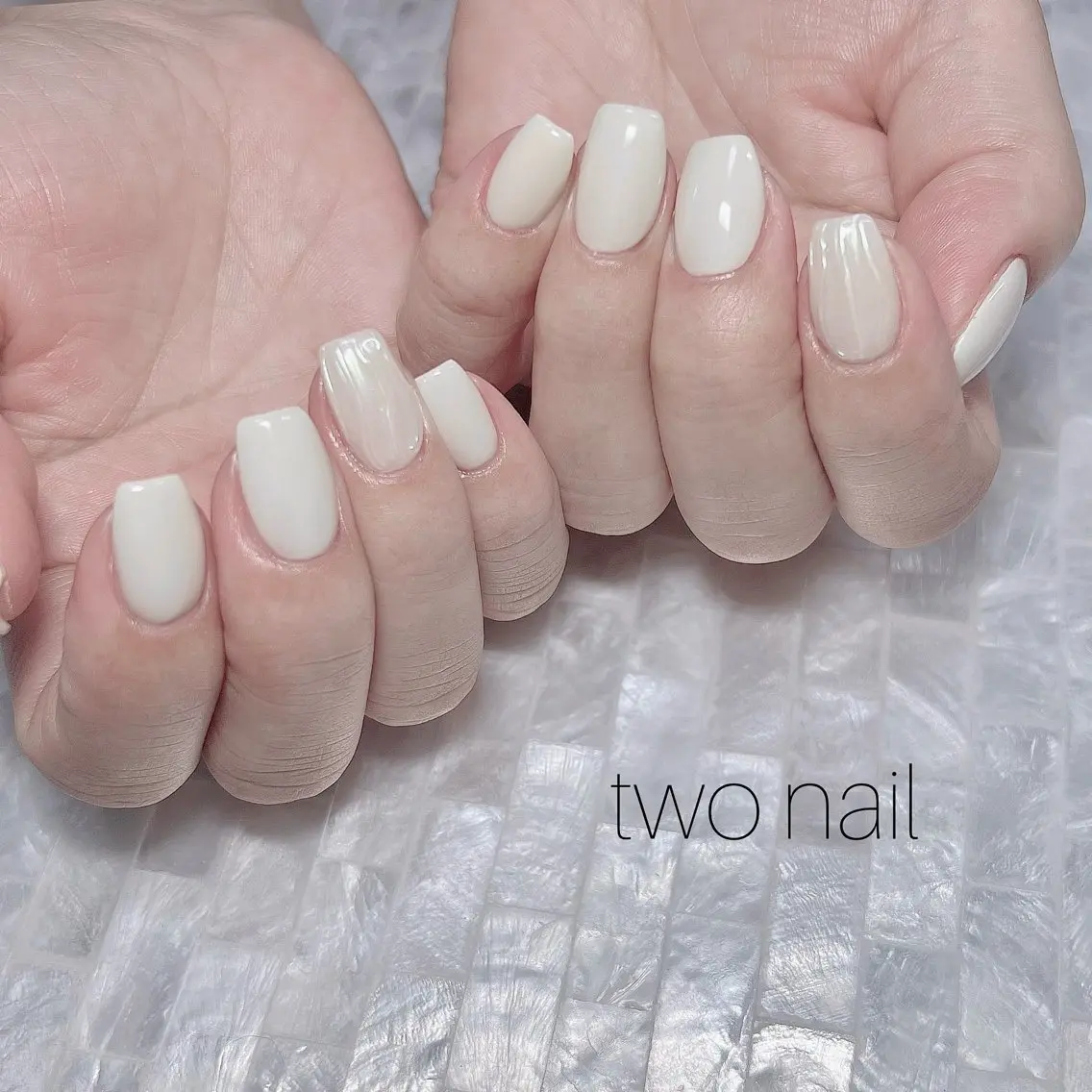 ネイル アートネイル オーロラネイル ネイルチップ ホワイト ハンドネイル two nailのネイルデザイン