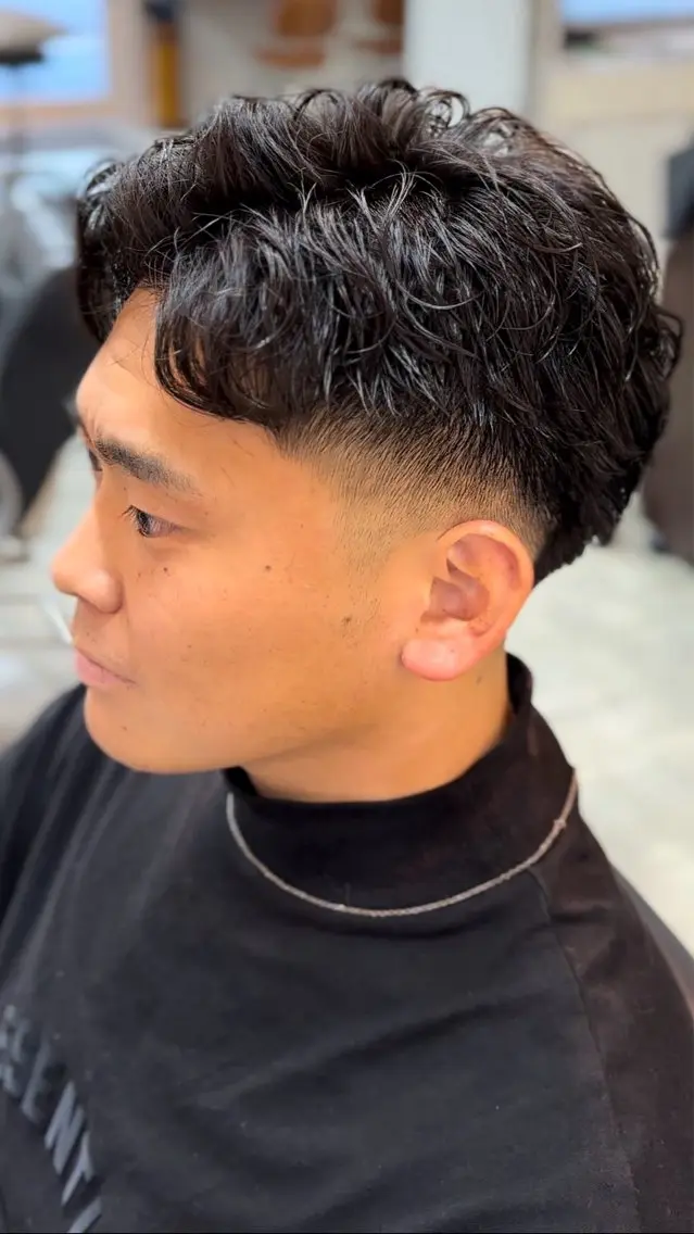 ショート メンズ 三宅 亨表のヘアスタイル
