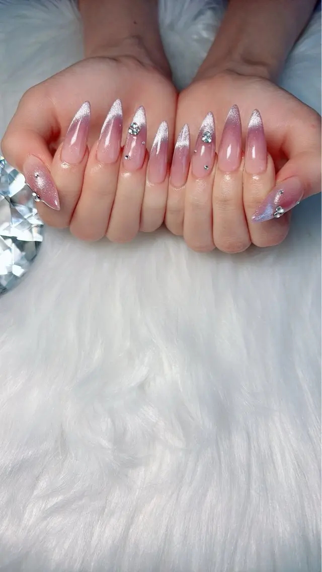 ネイル マグネットネイル ハンドネイル Kayo 💅のネイルデザイン