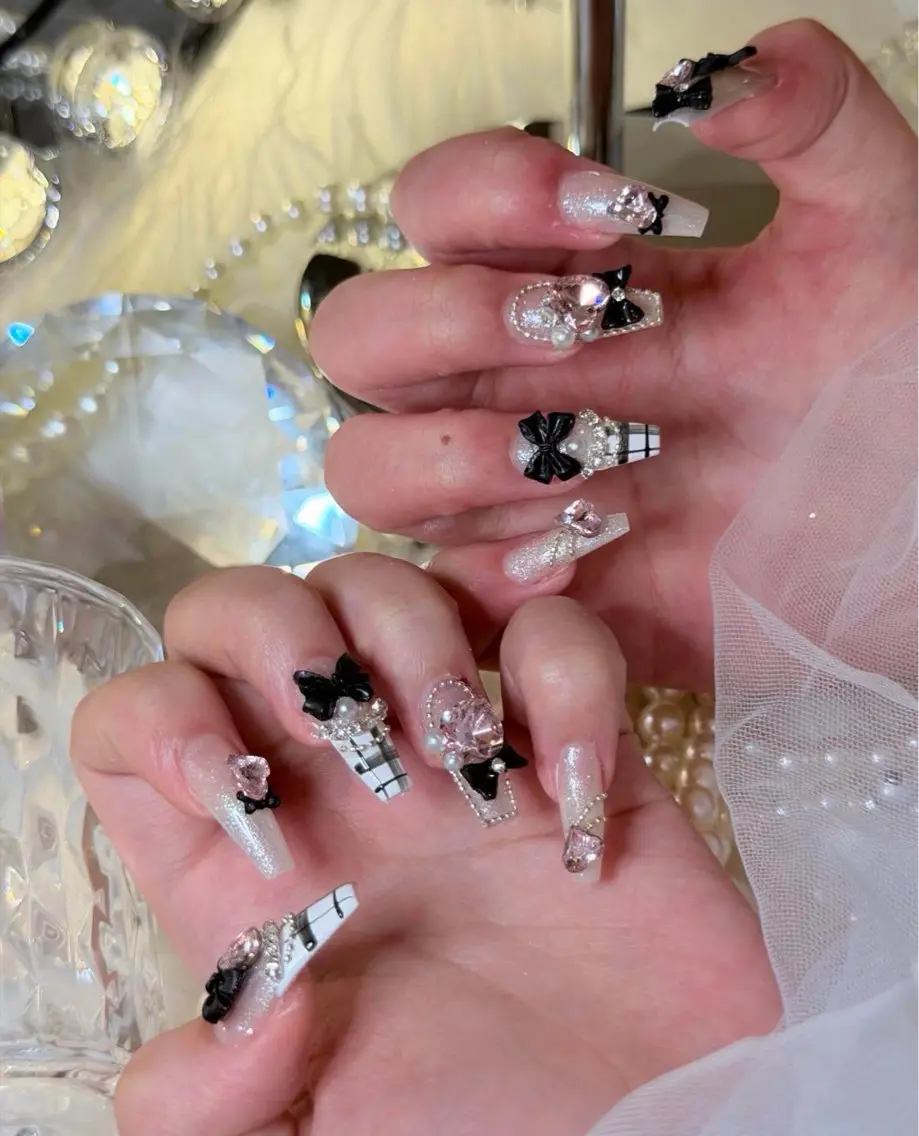 ネイル ハンドネイル Rinaky Amee Nailのネイルデザイン