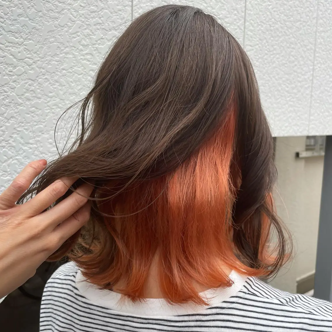 ミディアム カラー ブリーチ ダブルカラー インナーカラー インナーカラー 推し ブリーチ 髪質改善のヘアスタイル