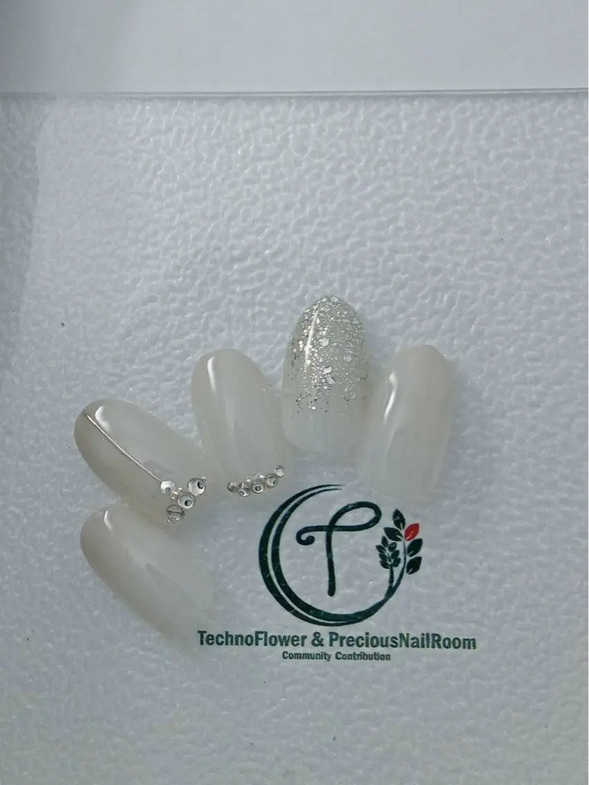 ネイル precious nail roomのネイルデザイン