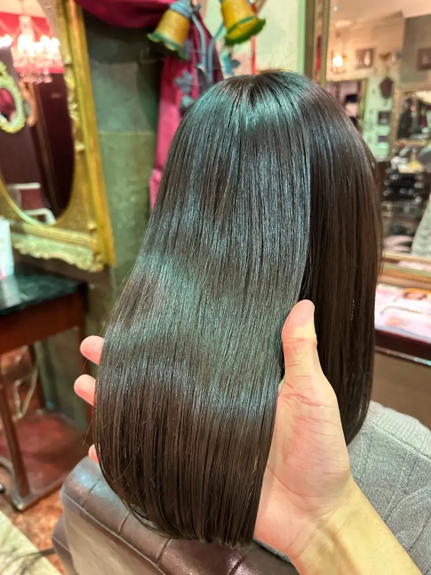 セミロング トリートメント 【美髪矯正 /髪質改善】RINのヘアスタイル