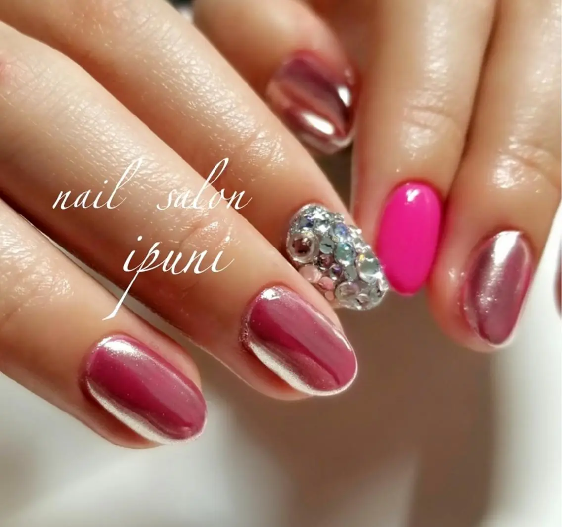 ネイル ミラーネイル nail salon ipuniのネイルデザイン