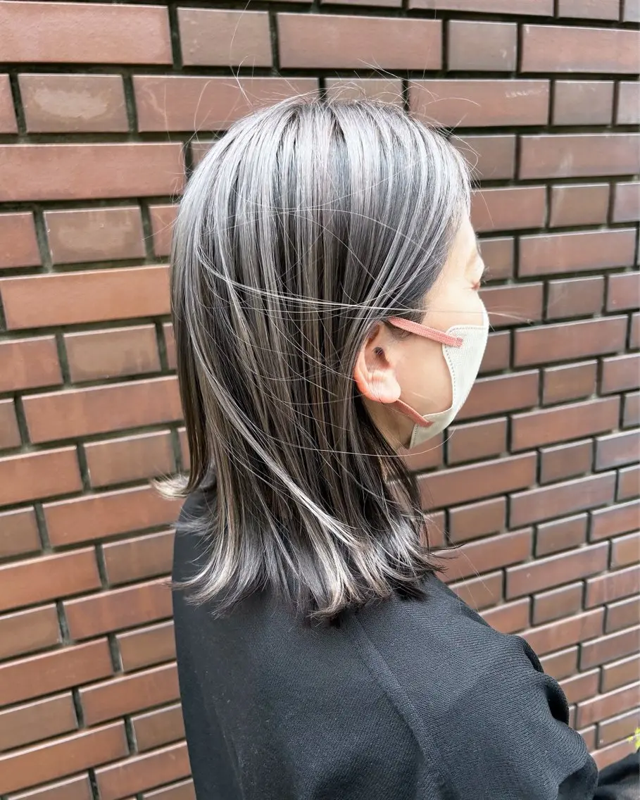 ミディアム カラー ashuley YUKIのヘアスタイル