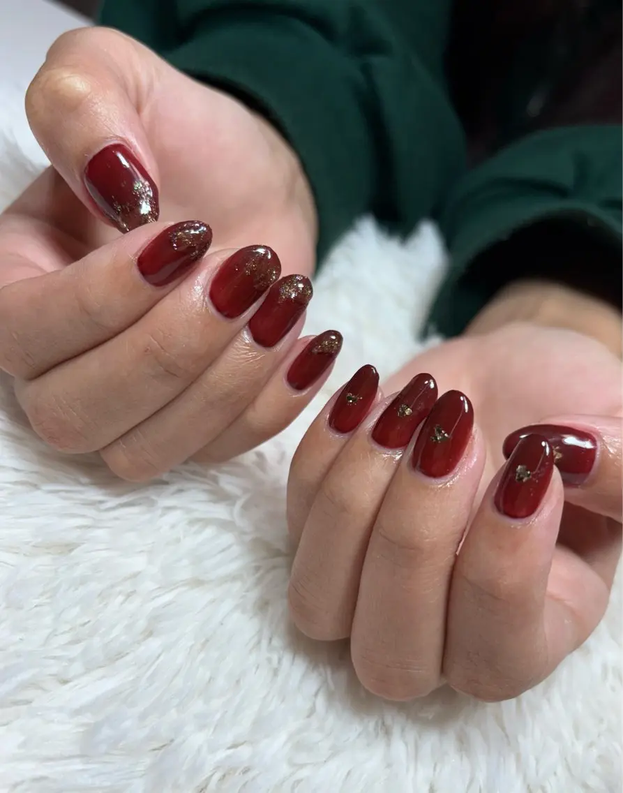 ネイル ボルドー ブラウン ニュアンスネイル 冬ネイル ハンドネイル LUANA n'sのネイルデザイン