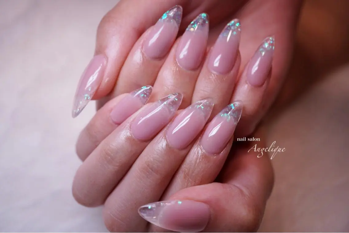 ネイル ホログラムネイル Nail salon Angeliqueのネイルデザイン