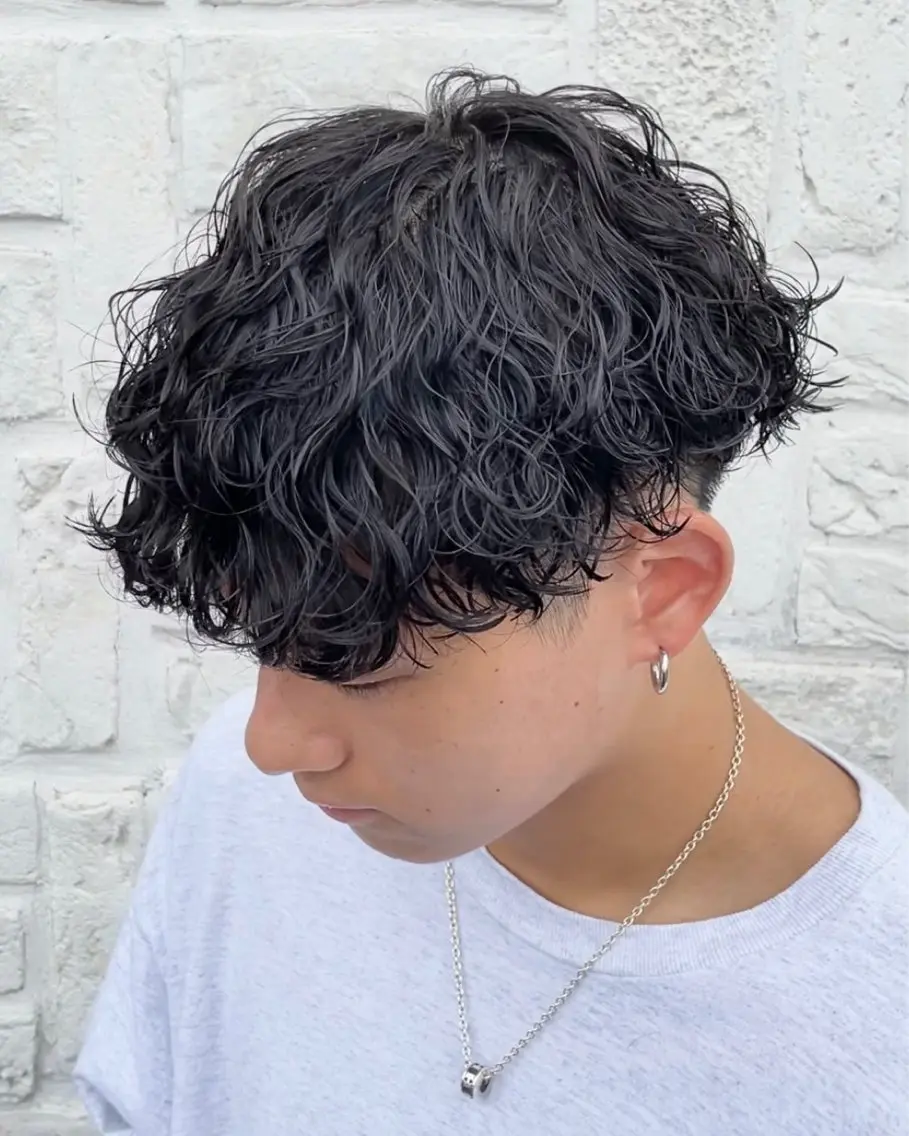 パーマ メンズ 波巻きパーマ アタ ムのヘアスタイル