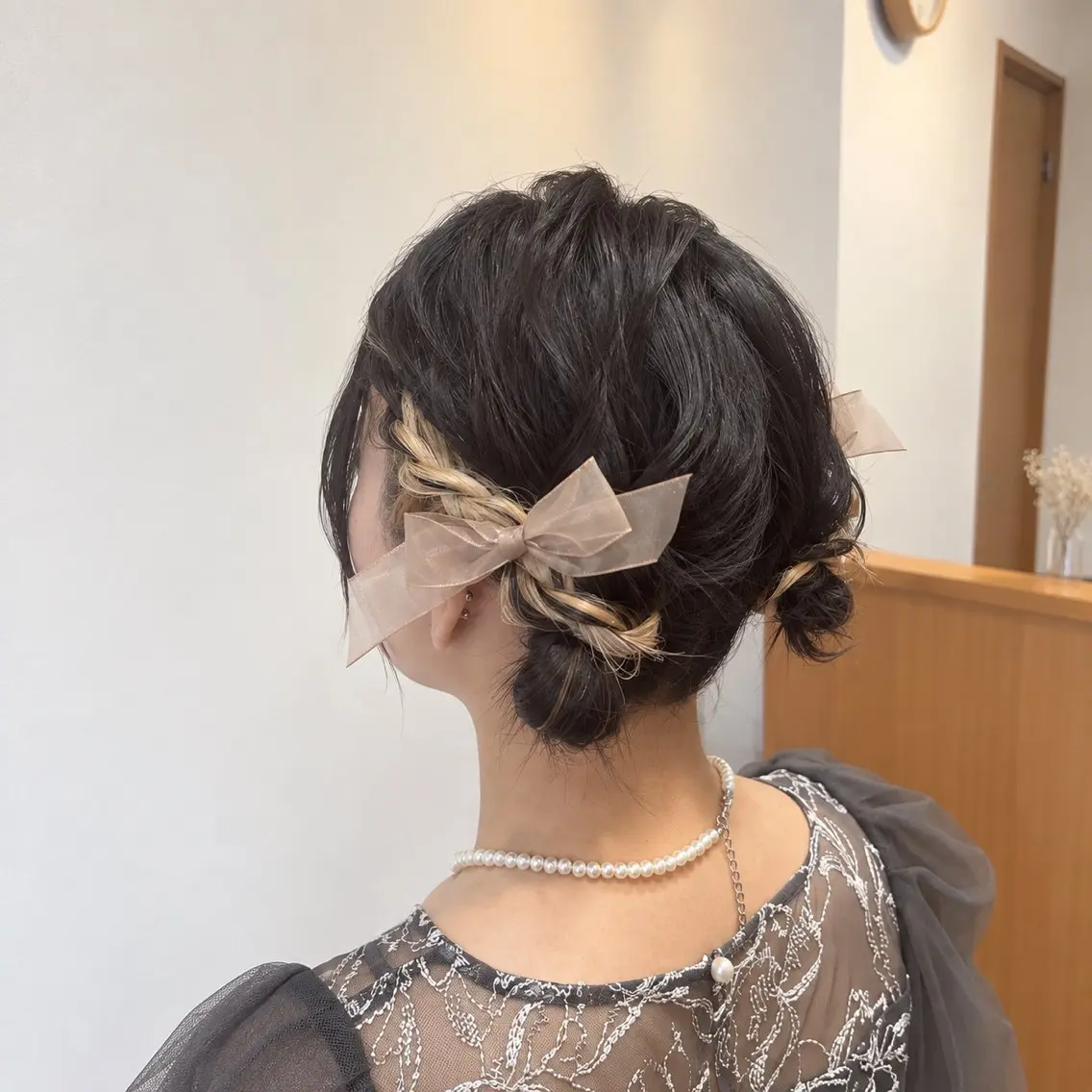 ミディアム お団子ヘア ヘアセット 艶カラー/レイヤー カット🫧あいりのヘアスタイル