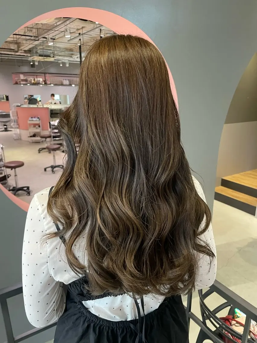 カラー ヘアカラー ないとう ゆうかのヘアスタイル