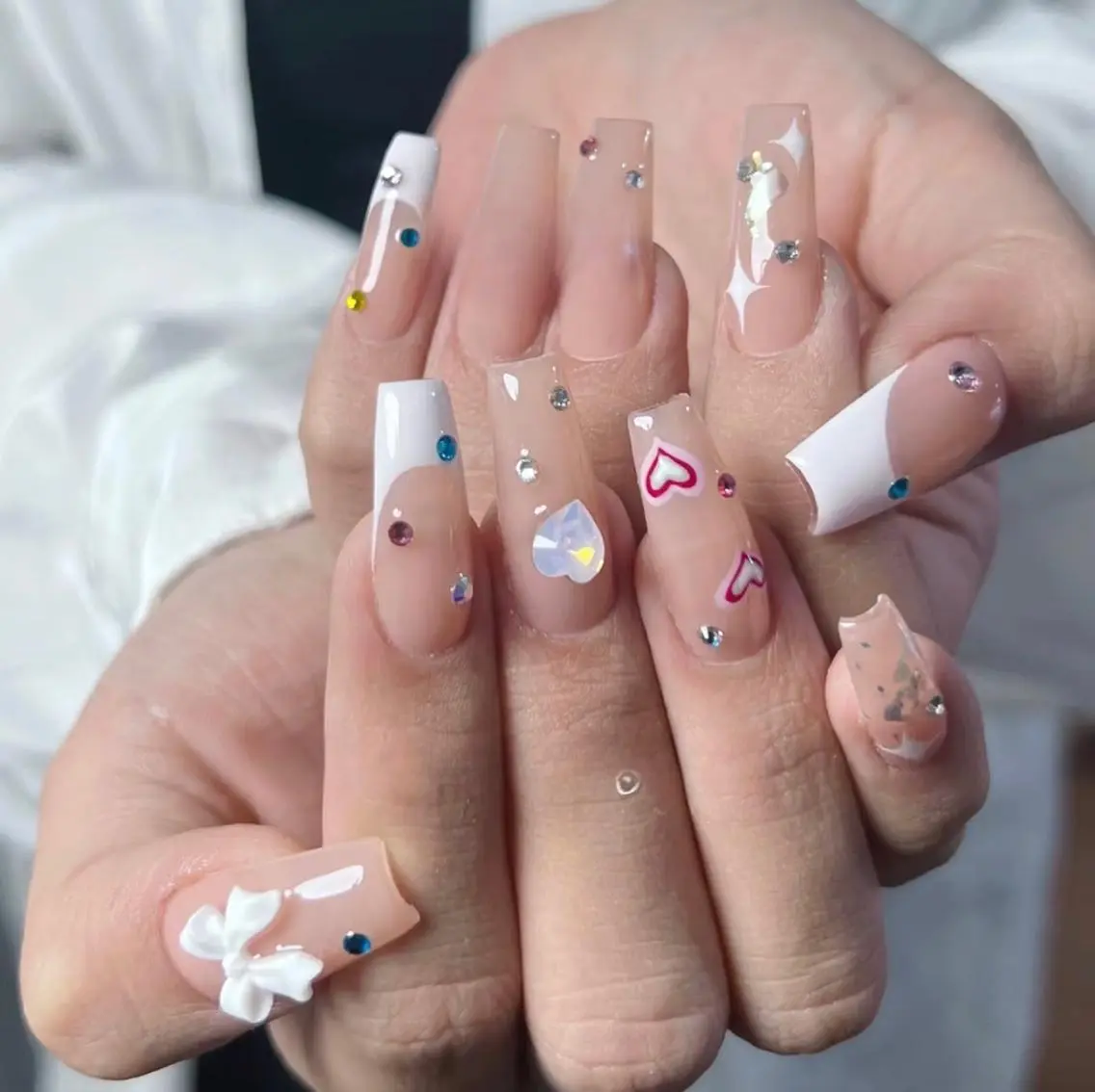 ネイル ハンドネイル ハンドケア 🍑 momo_nailのネイルデザイン