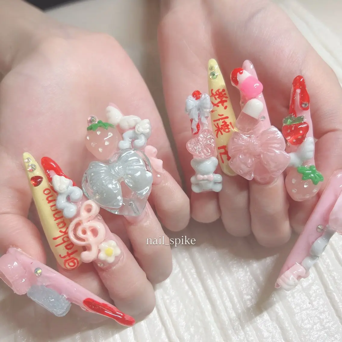 ネイル ロングネイル ハンドネイル nail spikeのネイルデザイン