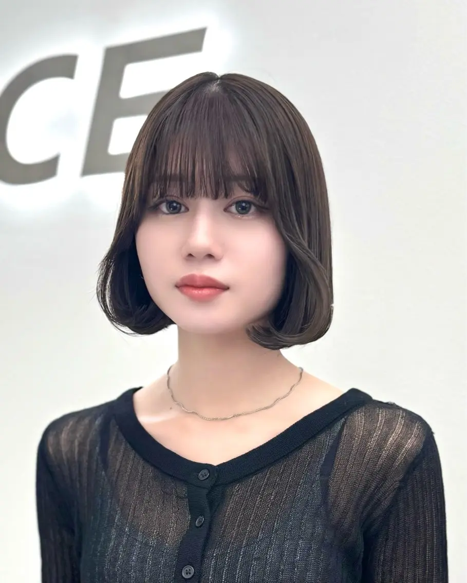 ショート カラー ヘアアレンジ カット ヘアカラー トリートメント ヘッドスパ ヘアセット 縮毛矯正🤍 ボブ/ HIKARIのヘアスタイル