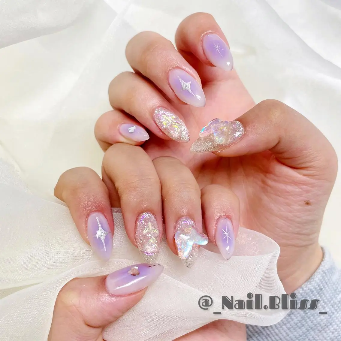 ネイル オーロラネイル チークネイル ハンドネイル NAIL BLISSのネイルデザイン
