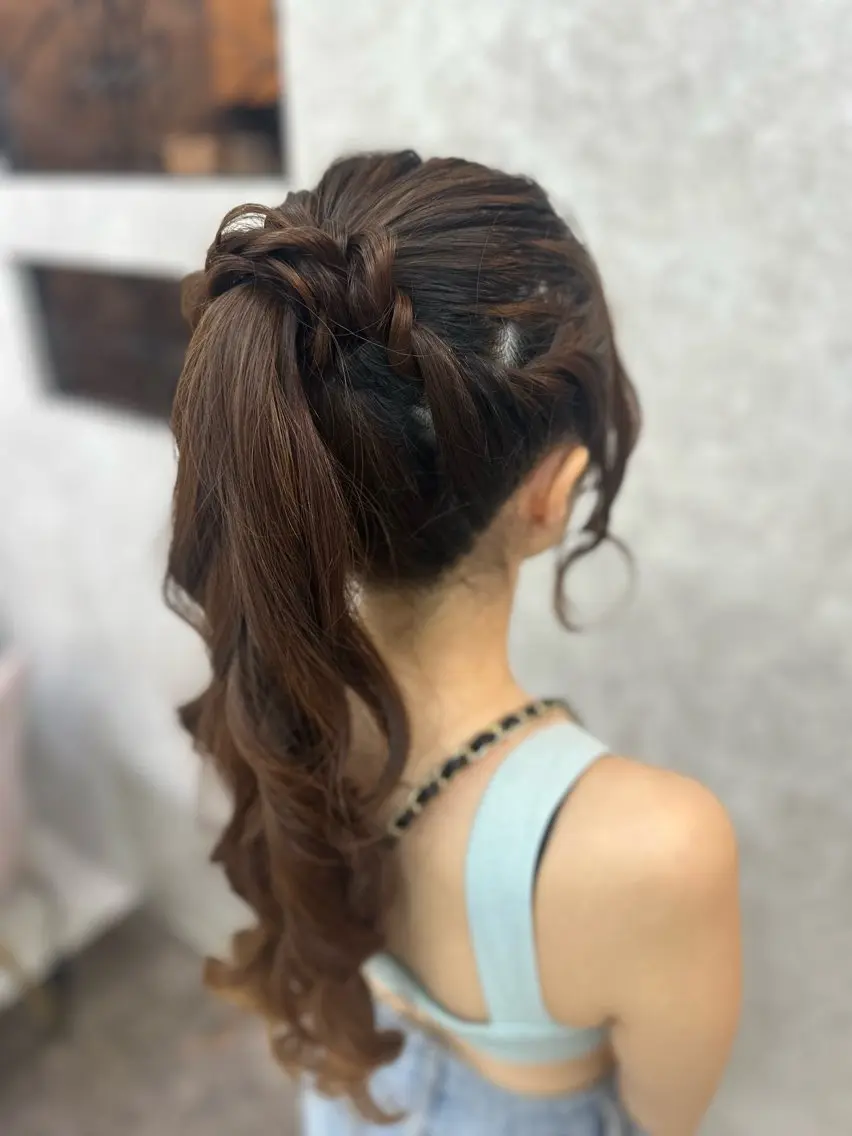 ロング ヘアアレンジ ヘアセット ☘️はるみ☘️縮毛矯 正/カット/大宮のヘアスタイル