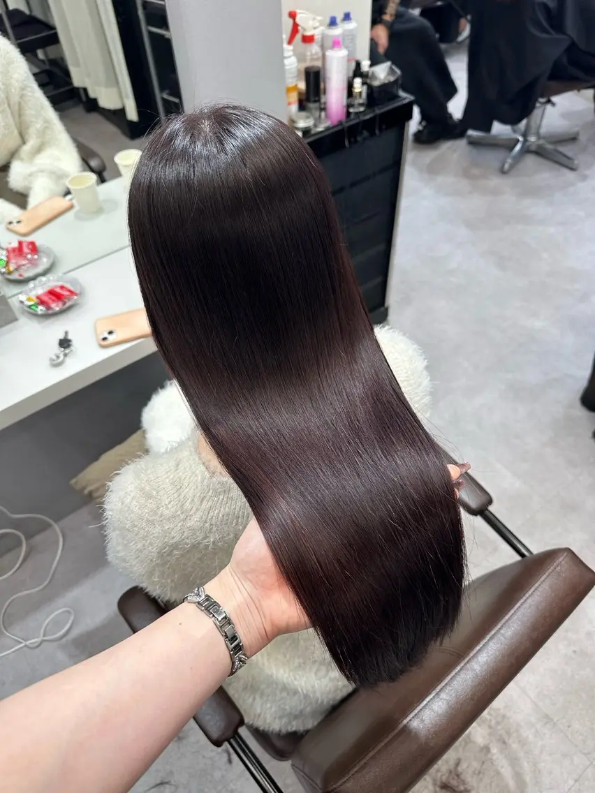 ロング カット ヘアカラー 縮毛矯正 トリートメント 韓国風✨髪質改善✨ 縮毛矯正✨松浦知奈美のヘアスタイル