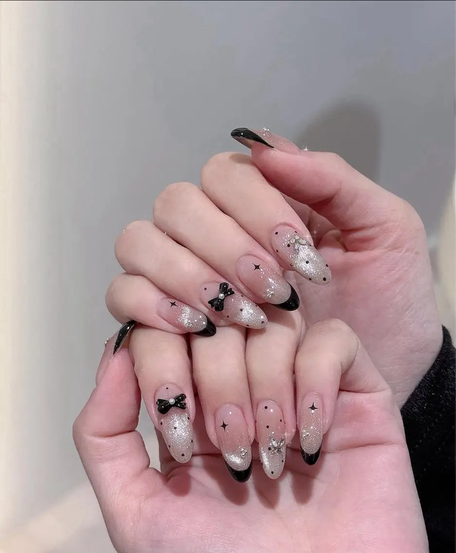 ネイル ハンドネイル Rina Mika Nailsのネイルデザイン