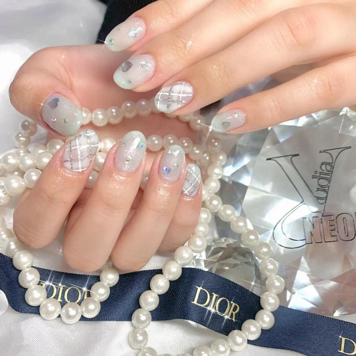 ネイル オーロラネイル フレンチネイル ジェルネイル 韓国ネイル 持ち込み élu by Noriko 前原のネイルデザイン