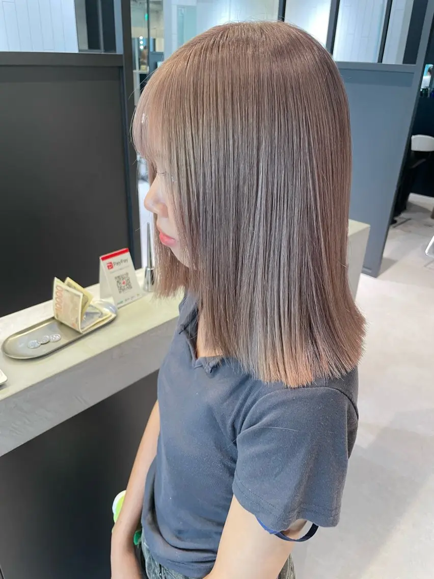 ミディアム 切りっぱなしロブ 冨岡 祐太郎✂️のヘアスタイル