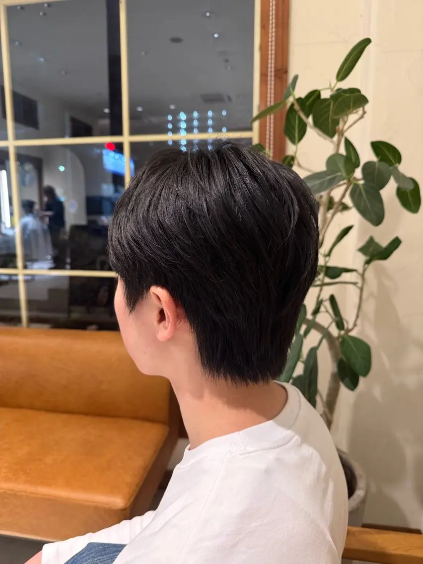 メンズ 💠艶髪うるうる🫧 髪質改善ストレートのヘアスタイル