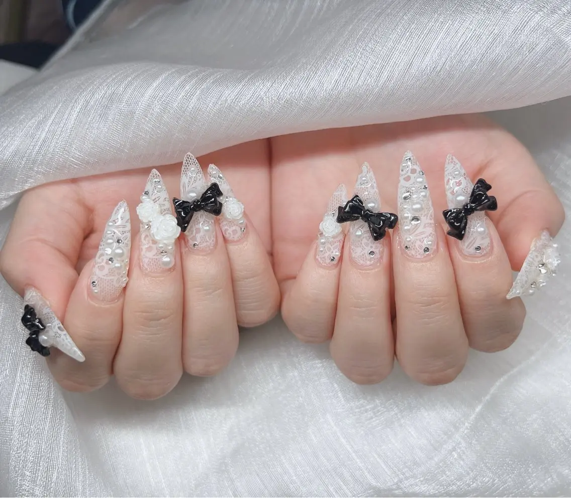 ネイル ハンドネイル Lee Nails チップ長さだし専門店のネイルデザイン