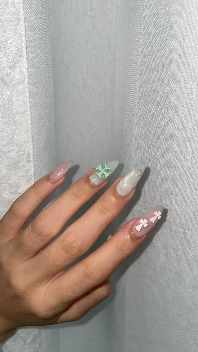 ネイル Moon nail salonのネイルデザイン