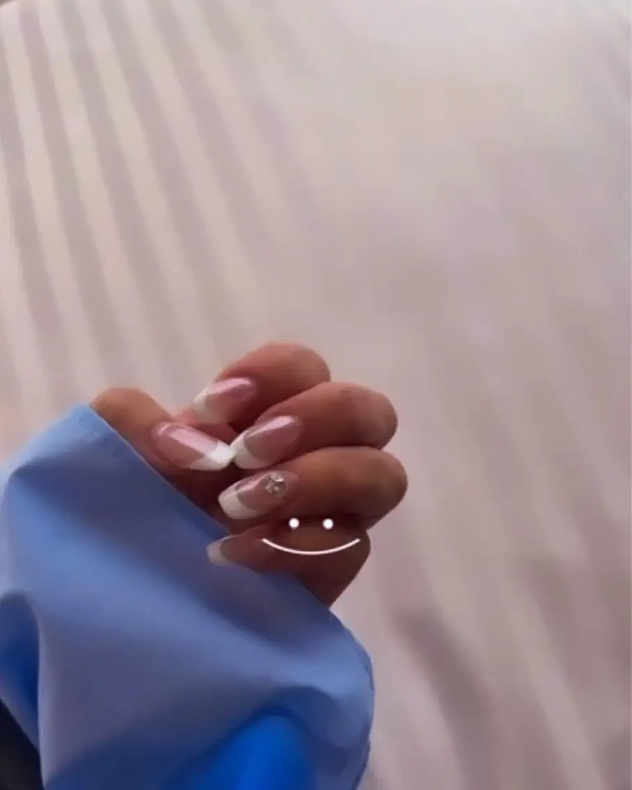 ネイル フレンチネイル ハンドネイル Lumil.nail ななのネイルデザイン