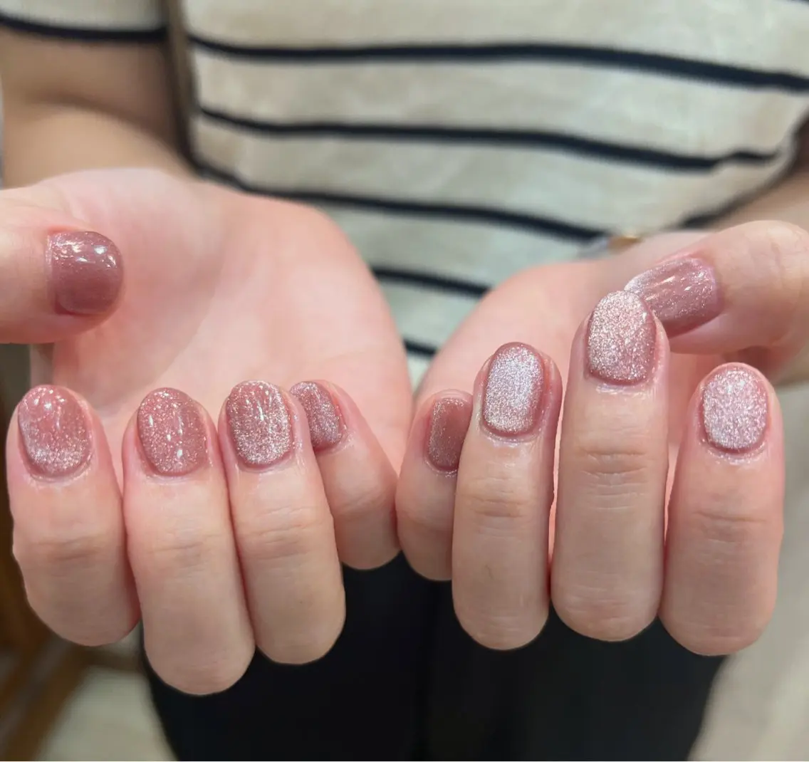 メンズ ネイル マグネットネイル ピンク ハンドネイル ヘアメイクネイリスト hidemi中目黒のヘアスタイル
