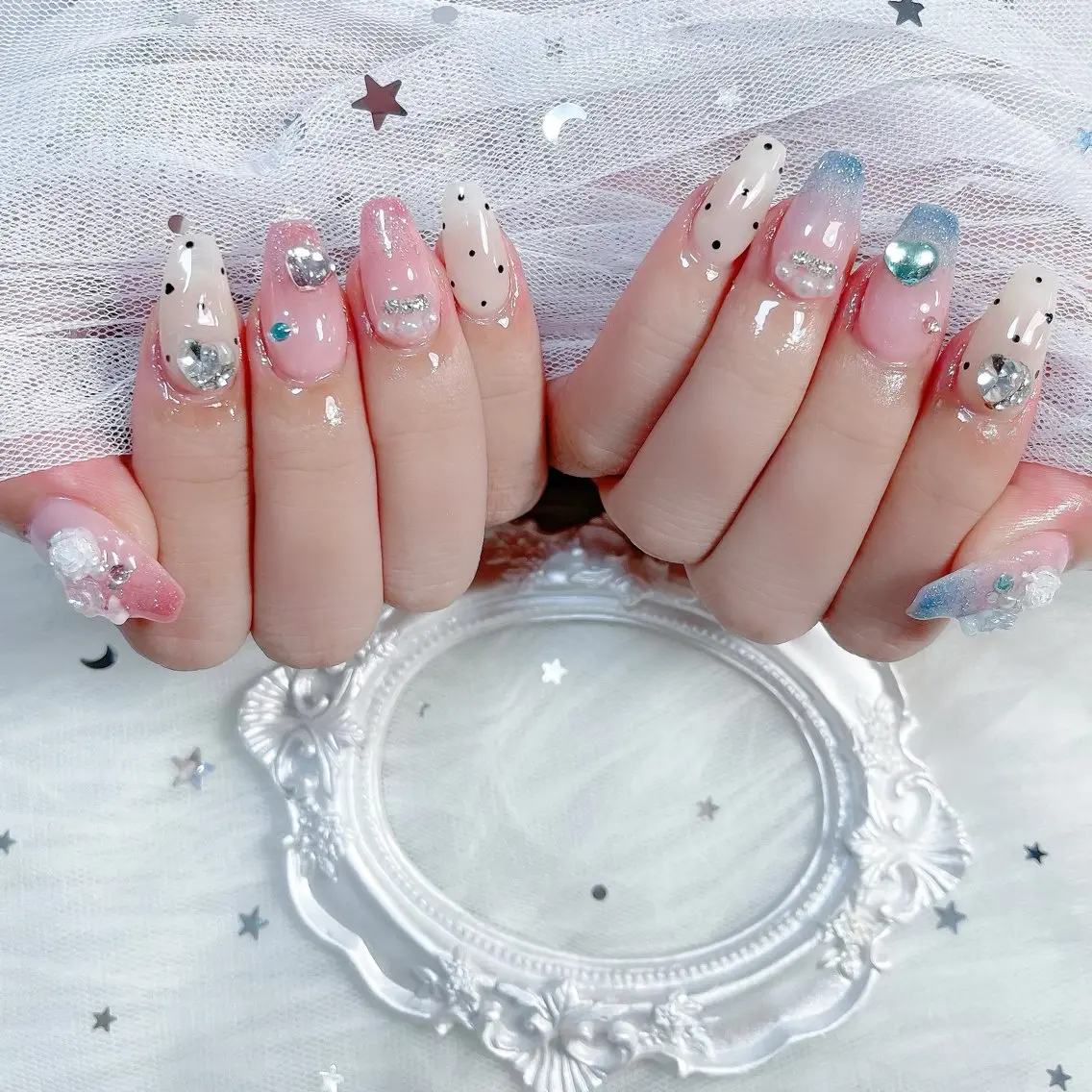 ネイル Hin Nailのネイルデザイン