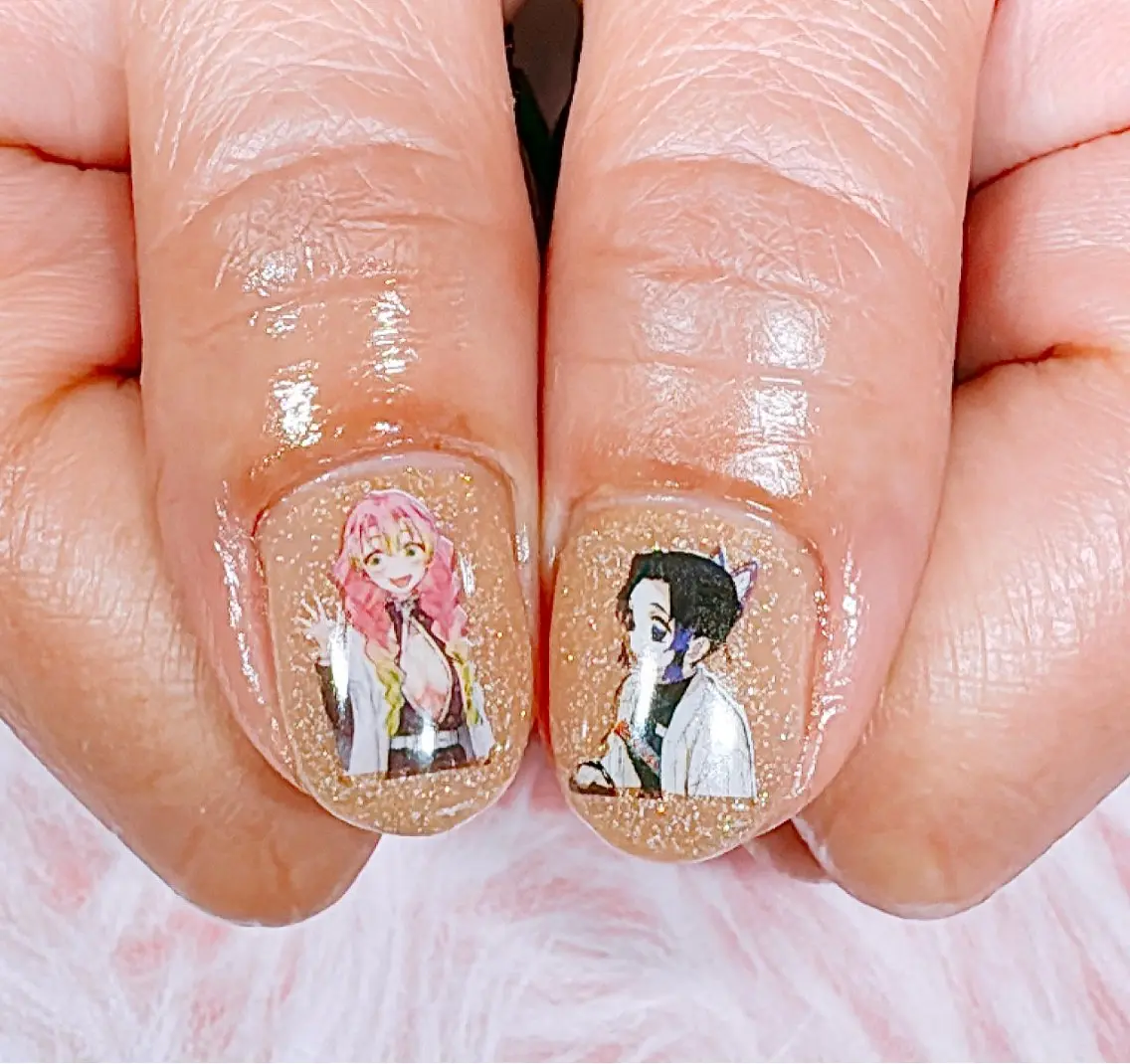 ネイル CROWN プライベートサロンのネイルデザイン