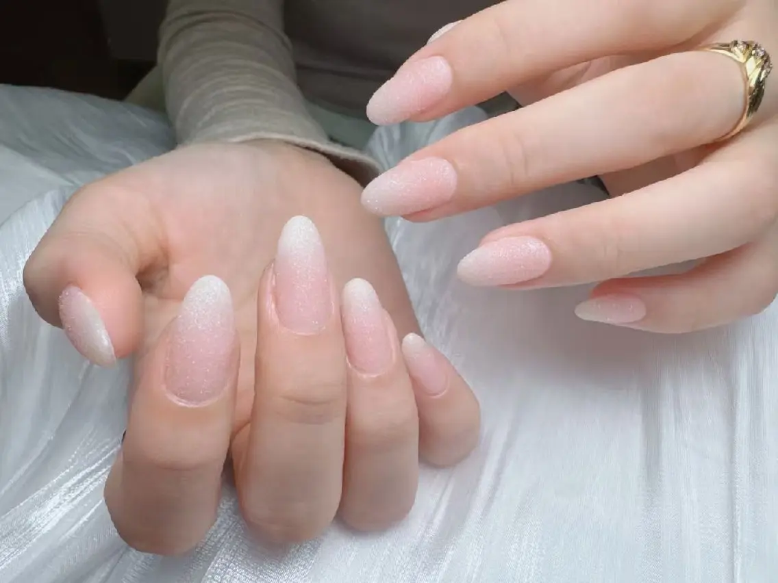 ネイル ENsalon AKIRAのネイルデザイン