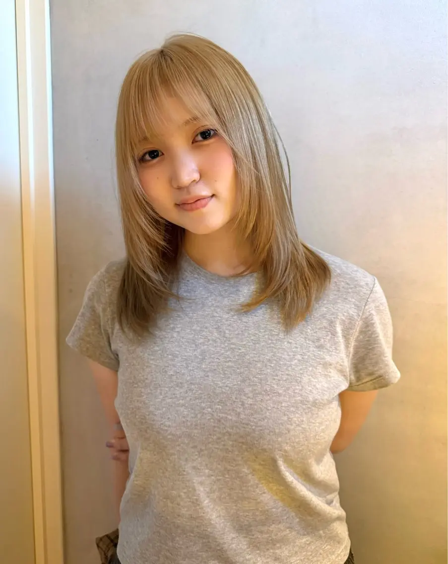 セミロング カラー ヘアカラー ブリーチカラー特化 梅田中崎町/あかりのヘアスタイル