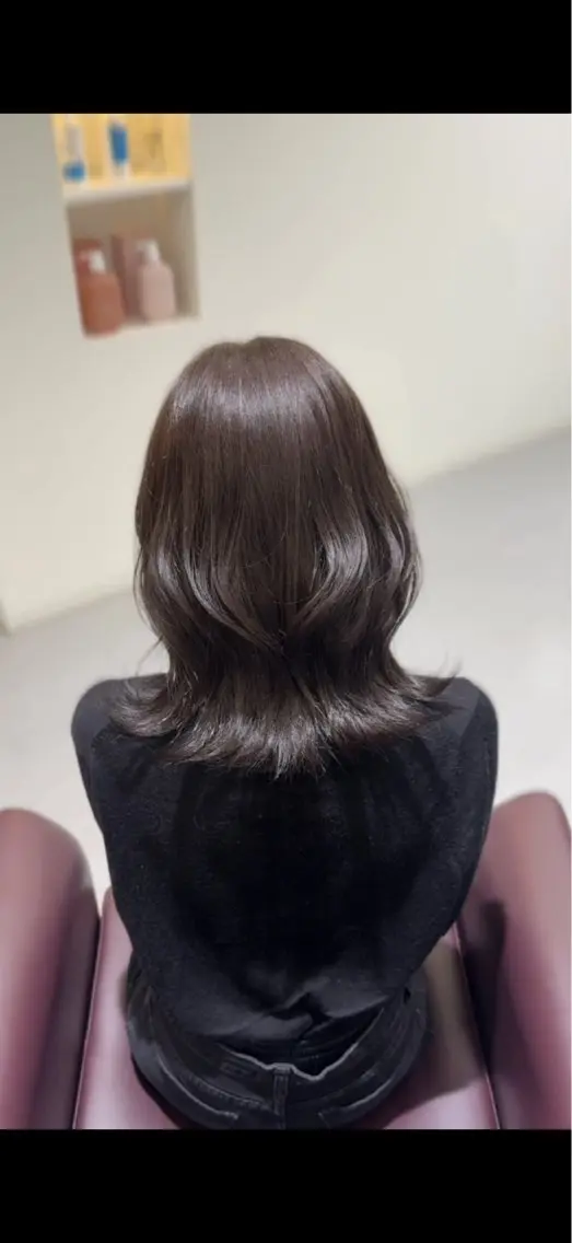 セミロング ヘアカラー ️🫧透明感カラー& 髪質改善🎀いさきのヘアスタイル