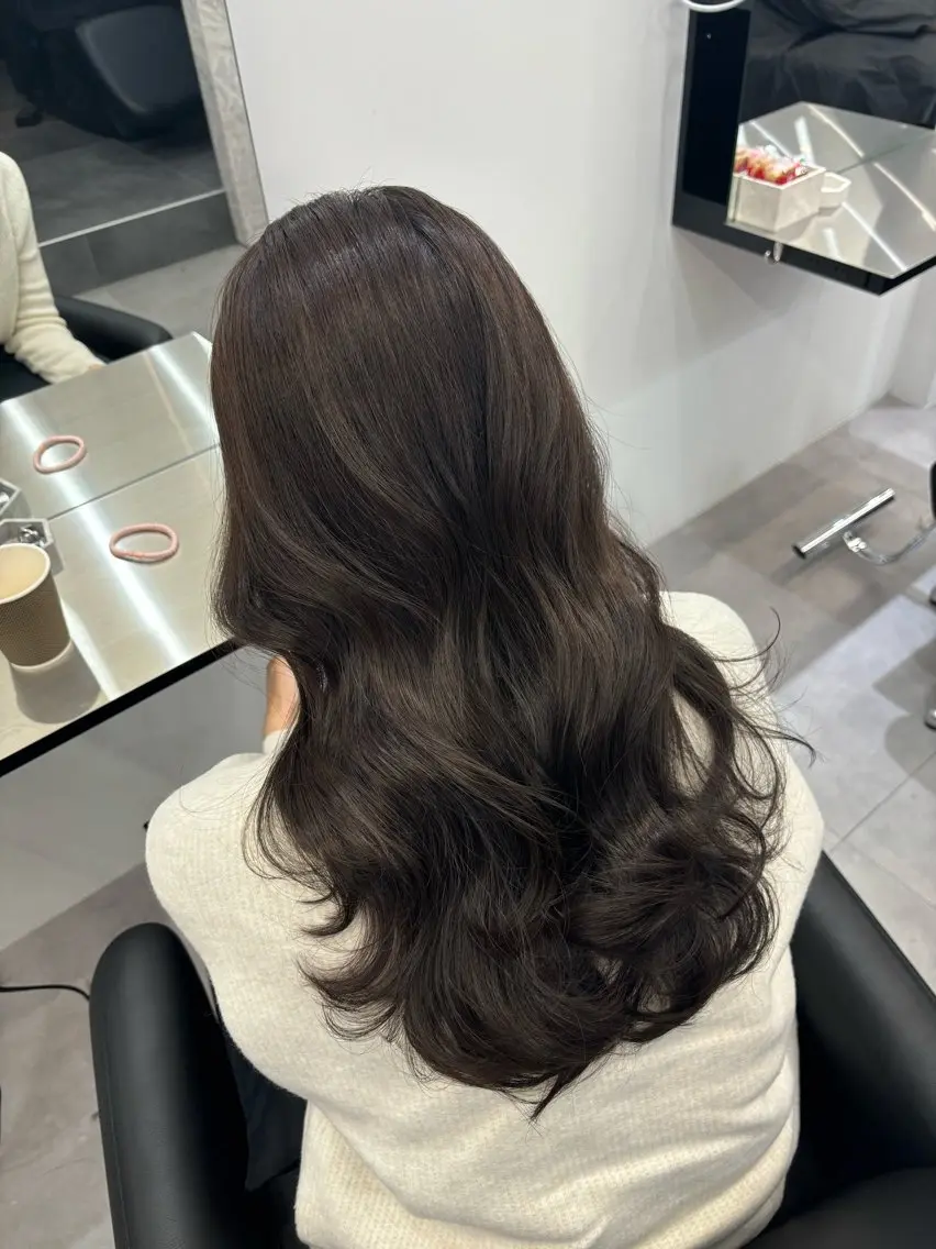 ロング カラー ブラウンカラー 透明感カラー 巻ける縮毛矯正 Sachi🐰のヘアスタイル