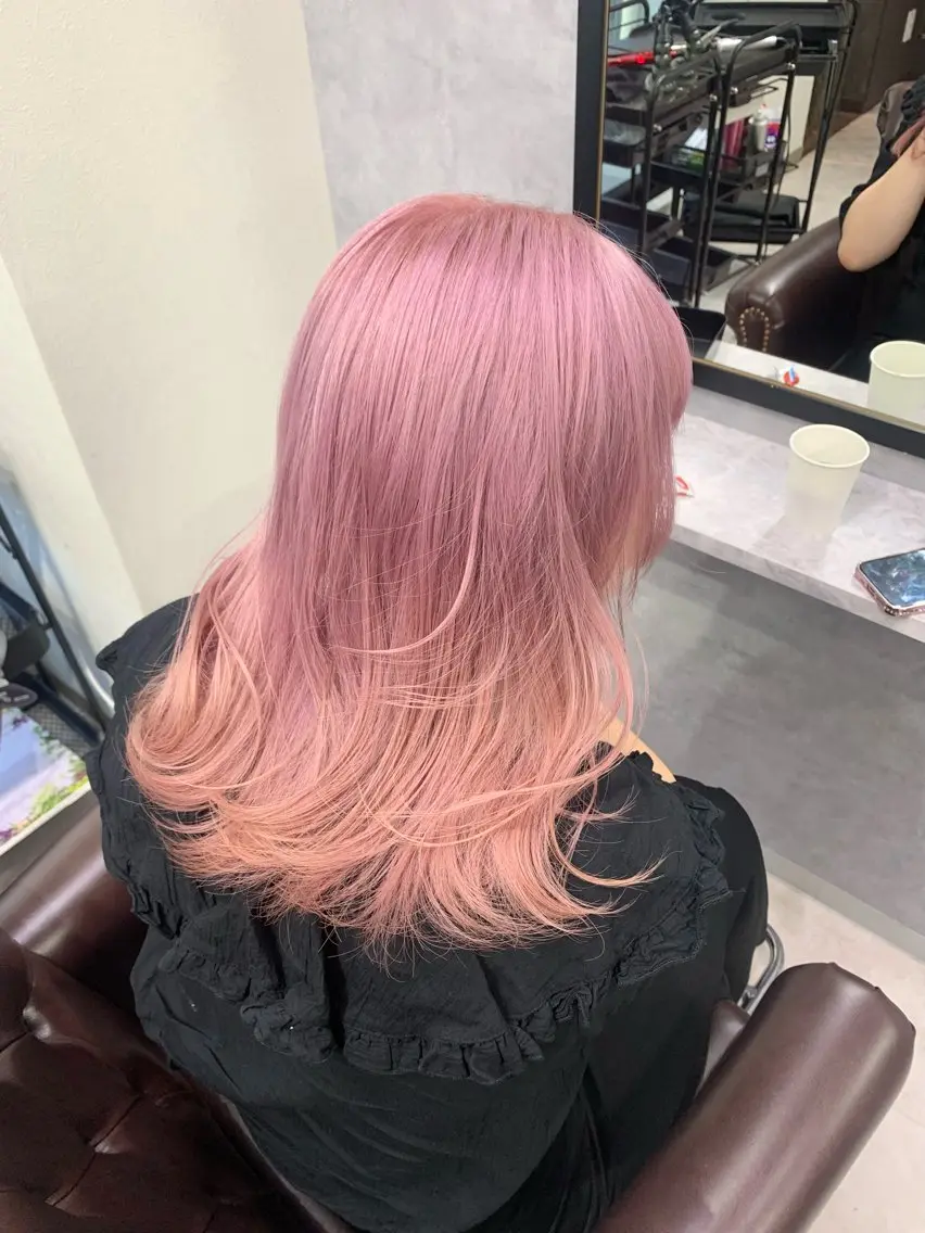 ミディアム 池袋/カラー特化🎨 ロング料金なし🩵のヘアスタイル