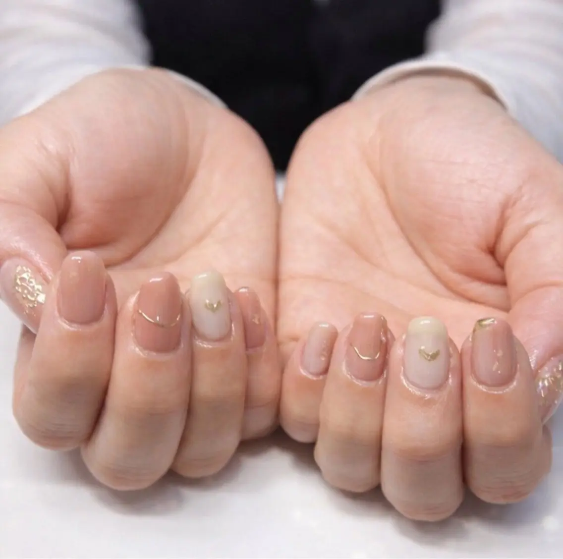 ネイル ゴールド オフィスネイル ハンドネイル Kii nailのネイルデザイン