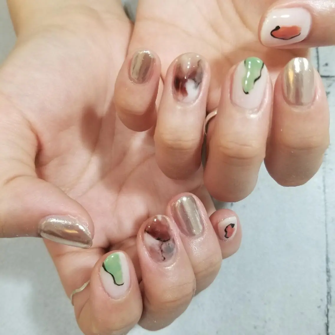 ネイル nijiiro🌈 サトウのネイルデザイン