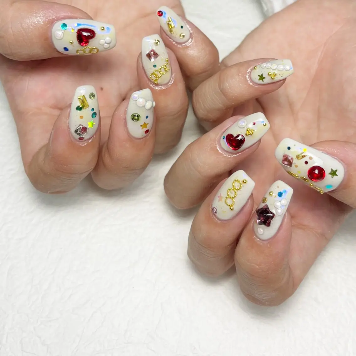 ネイル アートネイル フットネイル ジェルネイル キラキラネイル 韓国ネイル Y nail なんば堀江店のネイルデザイン
