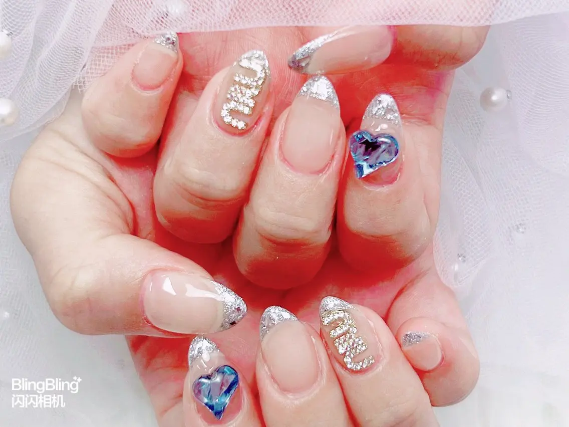 ネイル オーロラネイル チークネイル 長さ出し フットネイル フレンチネイル ハンドネイル ハンドケア lily nailのネイルデザイン