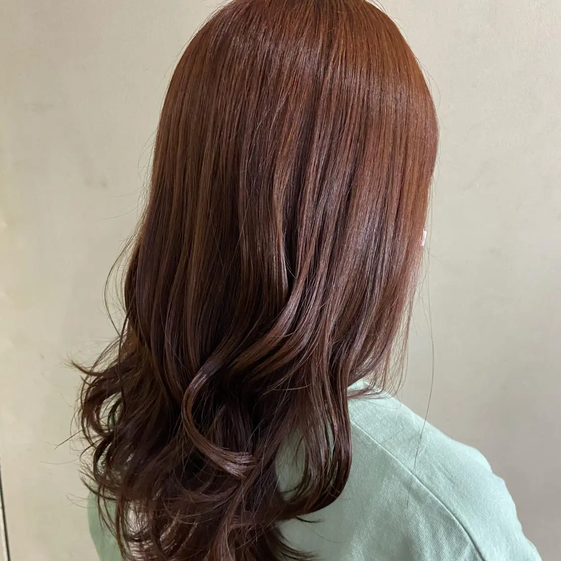 セミロング カラー ブラウンカラー オレンジ オレンジブラウン 吉村 夏椰のヘアスタイル