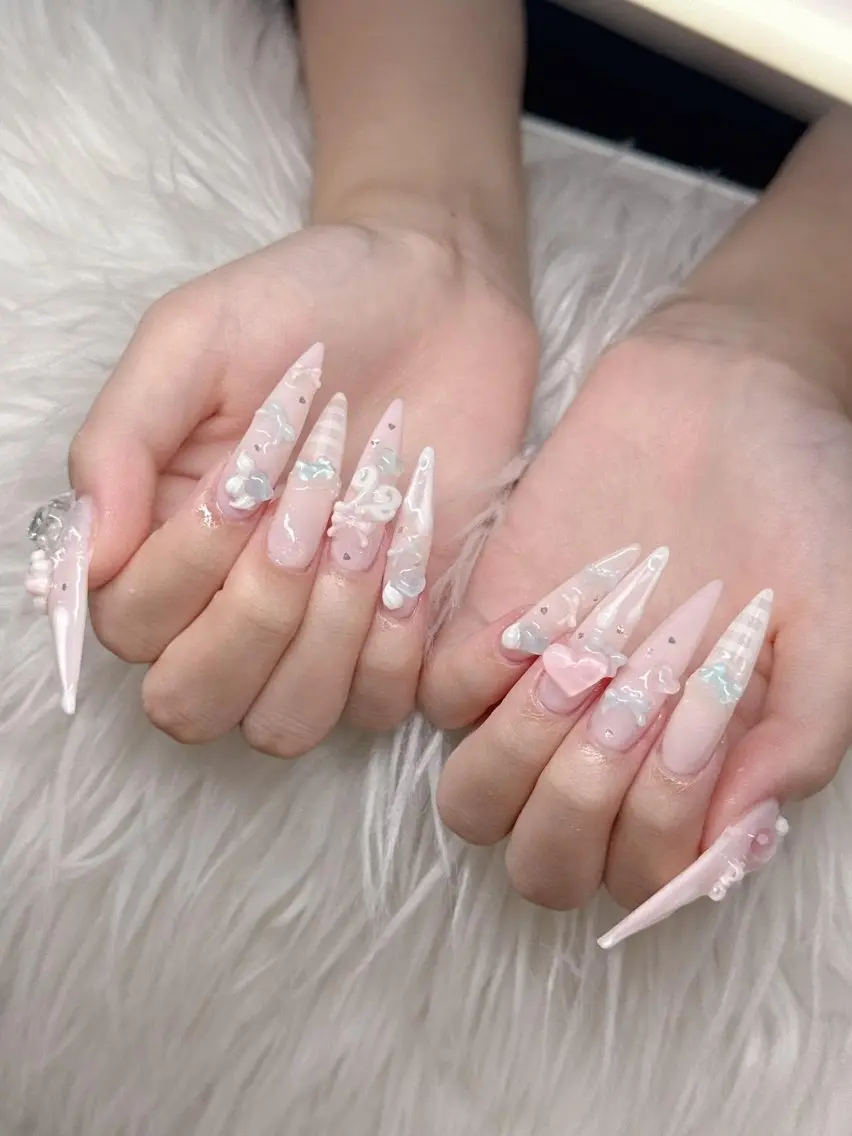 ネイル Lee Nailsのネイルデザイン