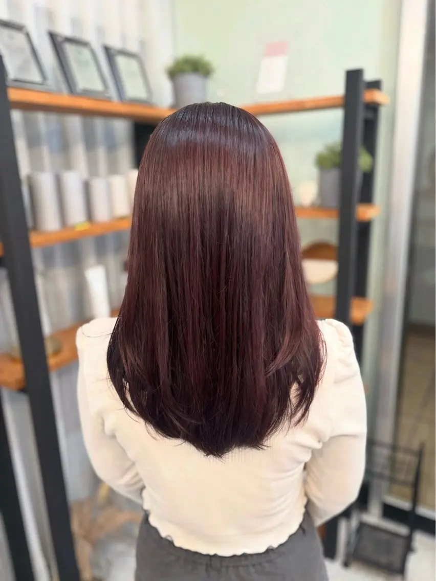 セミロング レイヤーカット カット ヘアカラー NONOKA Zina千早店のヘアスタイル