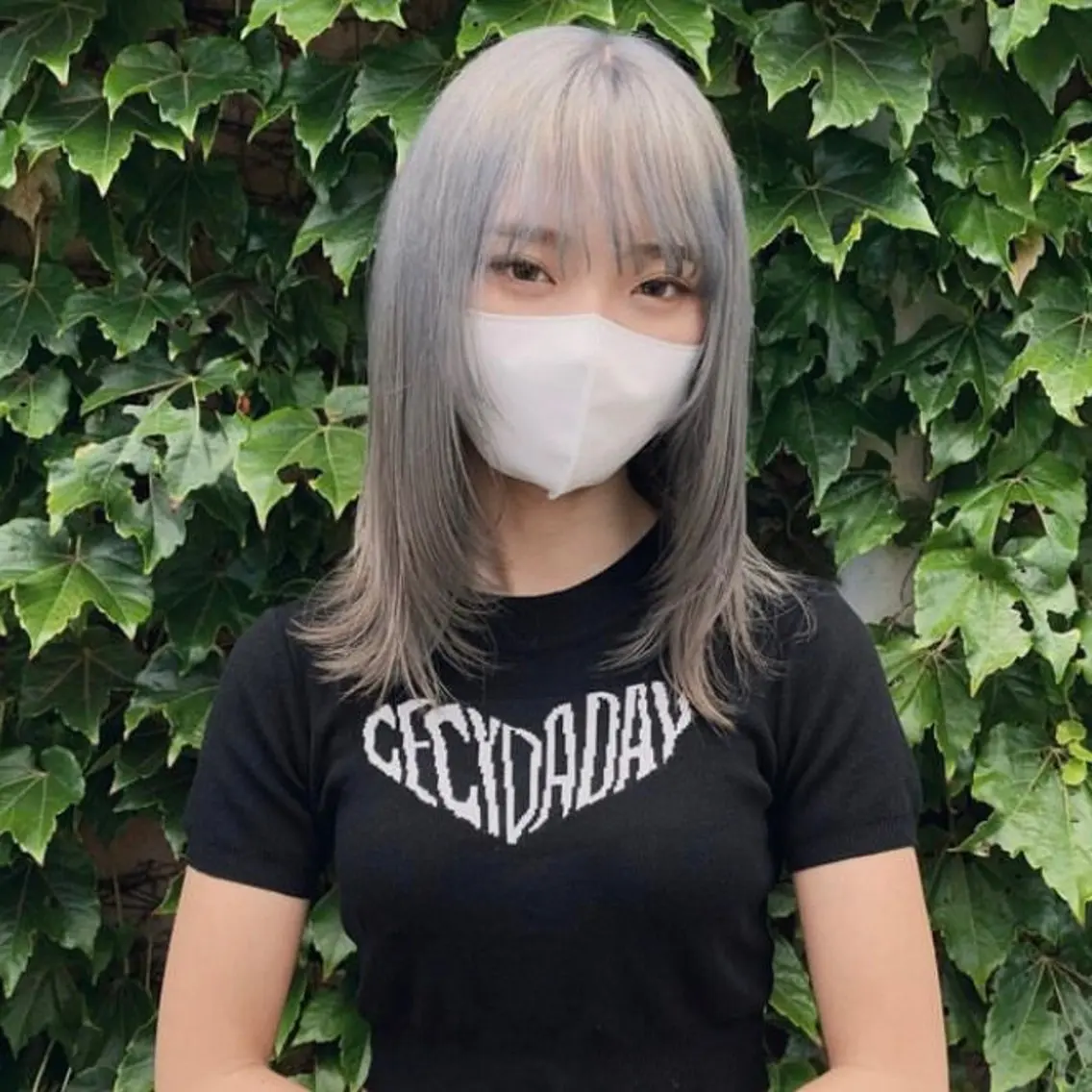 ミディアム ヘアカラー 中村 功樹のヘアスタイル