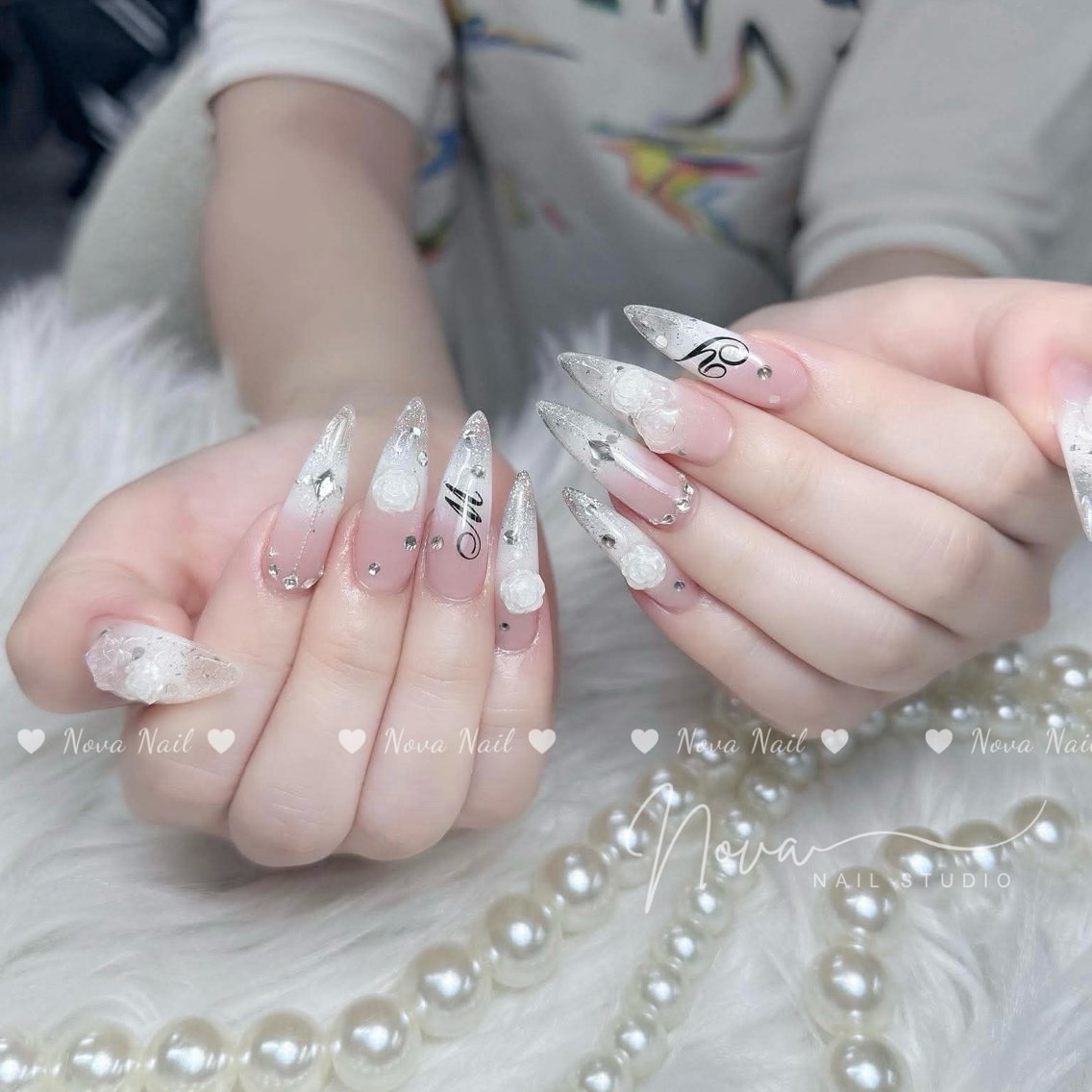 ネイル ハンドネイル ハンドケア Kitty Nail Novaのネイルデザイン