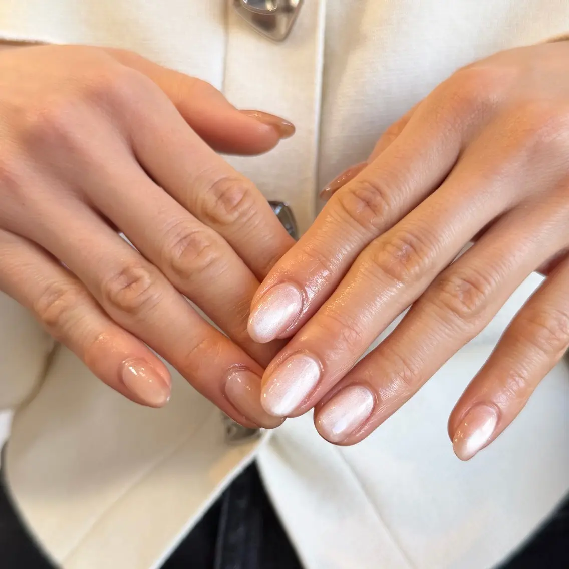ネイル マグネットネイル WHITE NAIL Nanamiのネイルデザイン