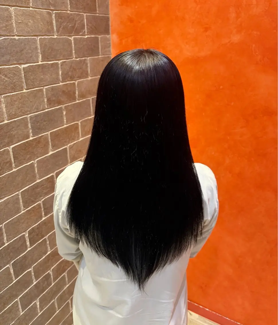 ロング 顔周りカット レイヤーカット 山口 拓真のヘアスタイル