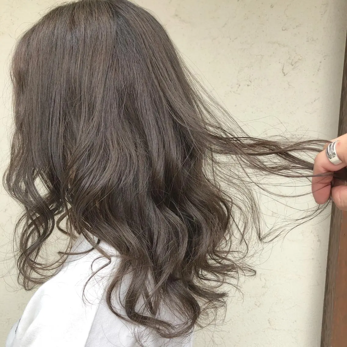 ミディアム カラー アディクシーカラー ブリーチ 透明感カラー ブリーチなしカラー ヘアカラー トリートメント 艶髪育成サロン 京橋　shinのヘアスタイル
