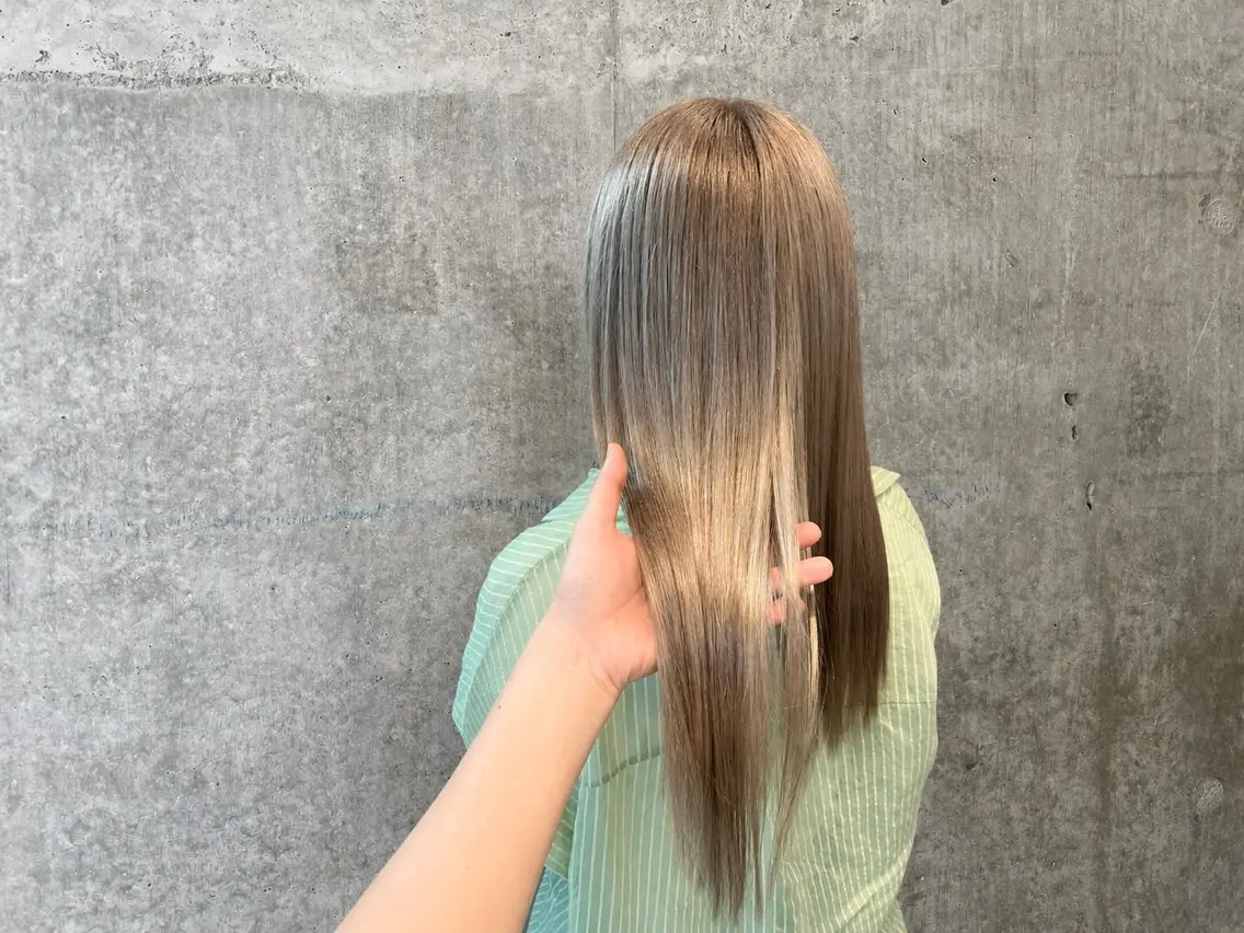 ロング 蓮見友里 PiSTA/portのヘアスタイル