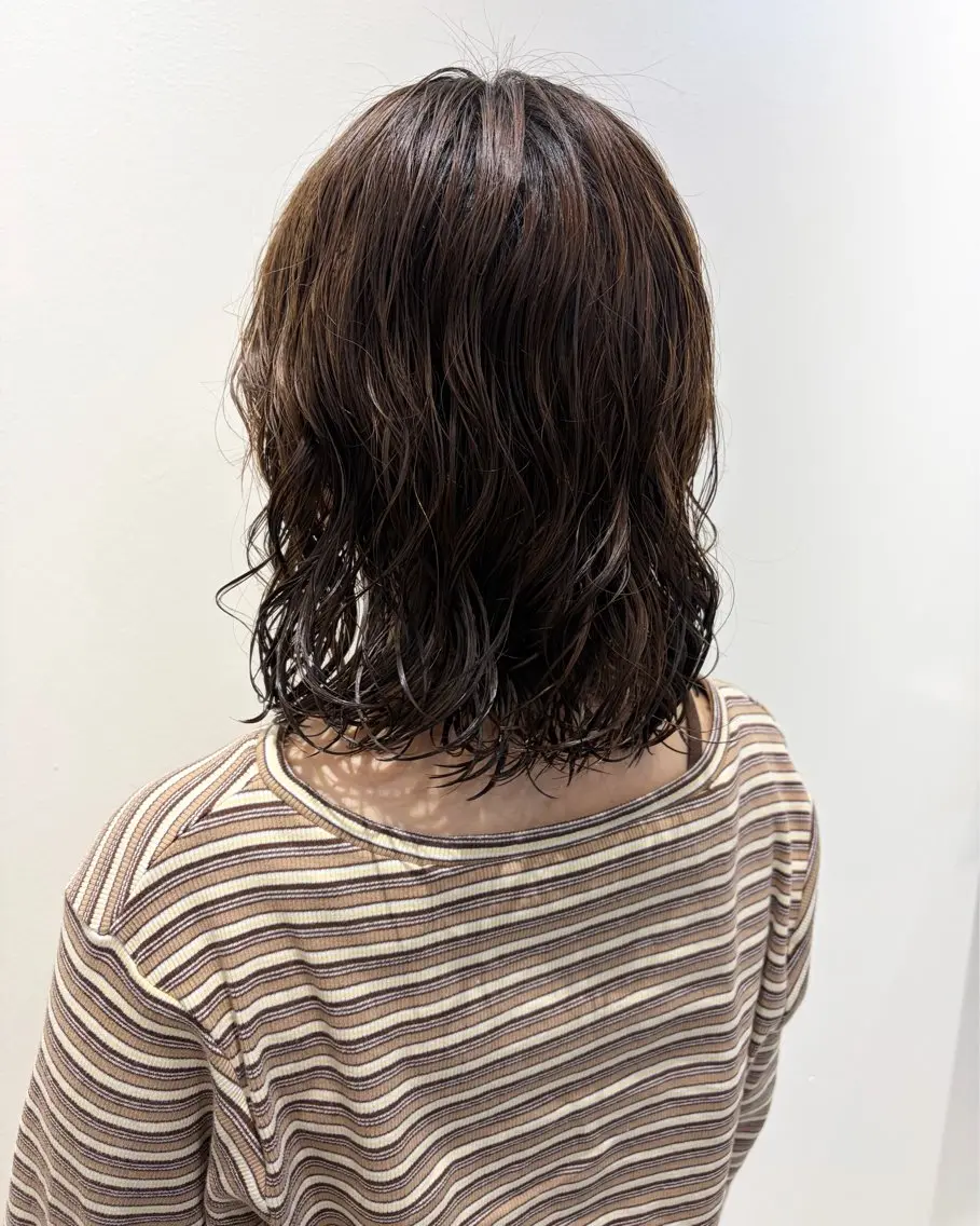 ミディアム パーマ 田中 遥陽のヘアスタイル